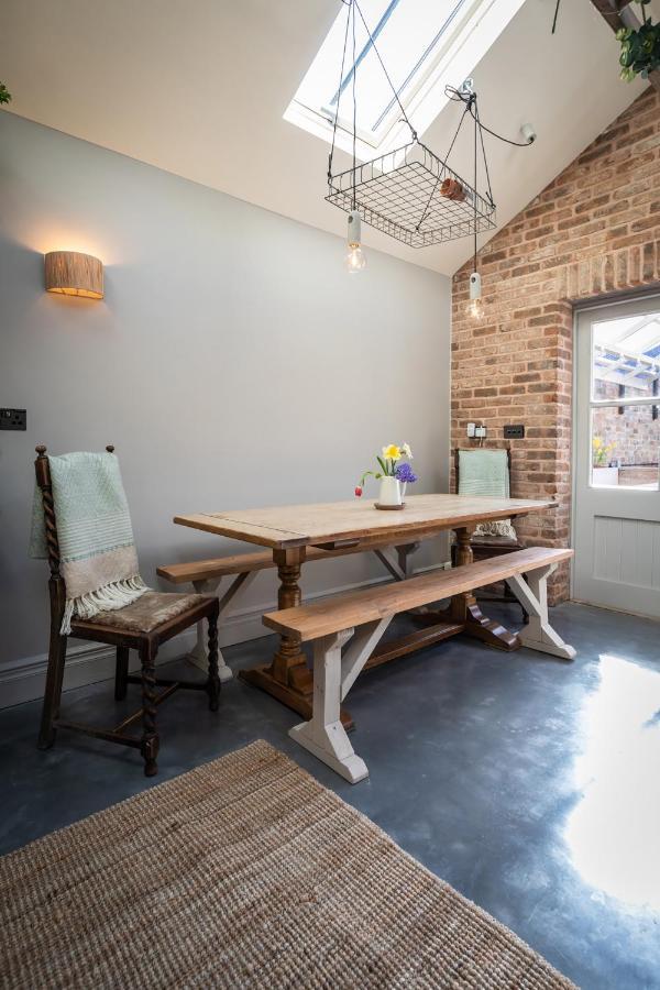 The Walled Garden At Cheshire Boutique Bathhouse Nantwich Exterior foto